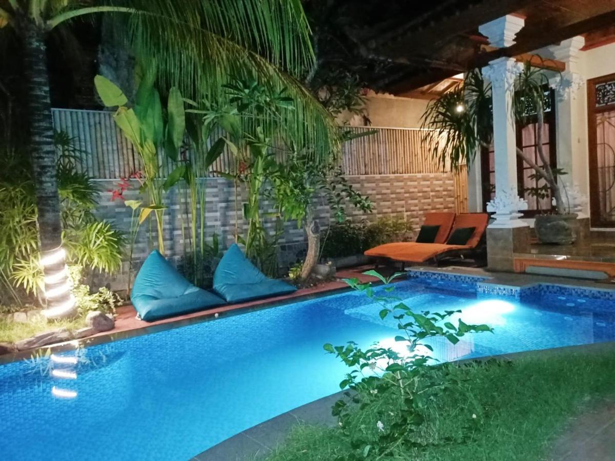 Green Palace Homestay Batununggul Екстер'єр фото